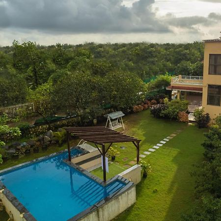 Ekostay Gold - Olive Crest Villa - Spacious Lawn Лонавала Экстерьер фото